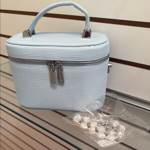 Bloomingdale's Blue Cosmetic Bag Sleek Design Zipper Closure